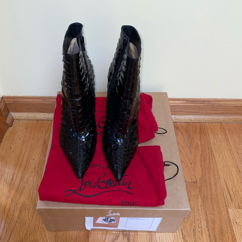 Christian Louboutin So Kate BOOTY 🔥🔥🔥🔥🔥
